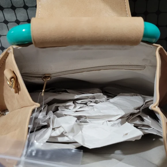 NWT WET SEAL PURSE - Picture 3 of 5